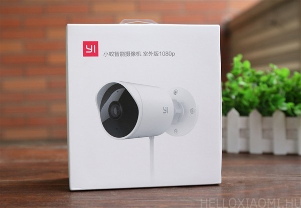 Камера партнер. Камера Xiaomi в подрозетник. IP-камера Xiaomi mi Camera 2k (Magnetic Mount). Сяоми с камерой лейка. Камера ксяоми с ушками.